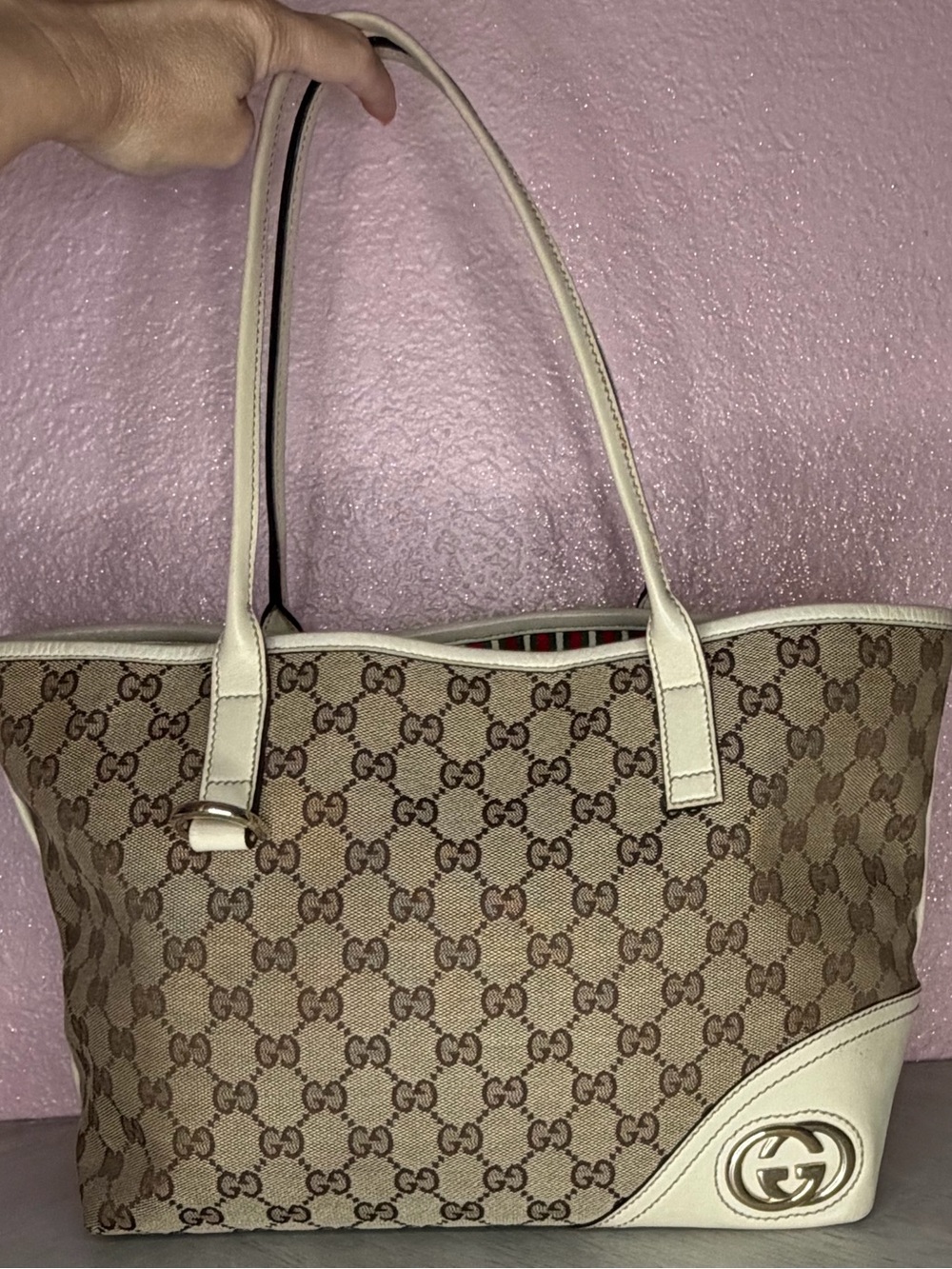 Authentic Gucci Britt medium purse- no bag or box